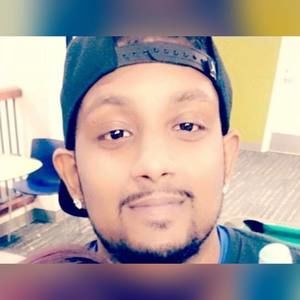 Meet your Posher, Aaron